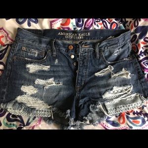 American Eagle High-Waisted Shorties